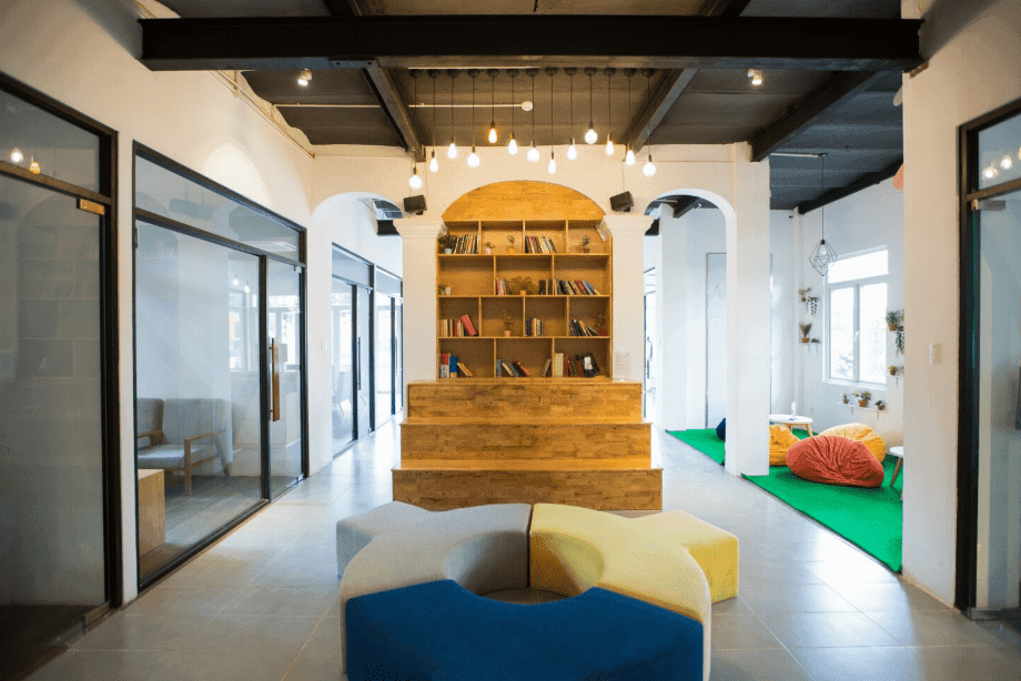Commercial buildout advisory services